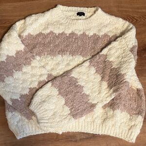 Debut Cozy Cream and Tan Women's Sweater